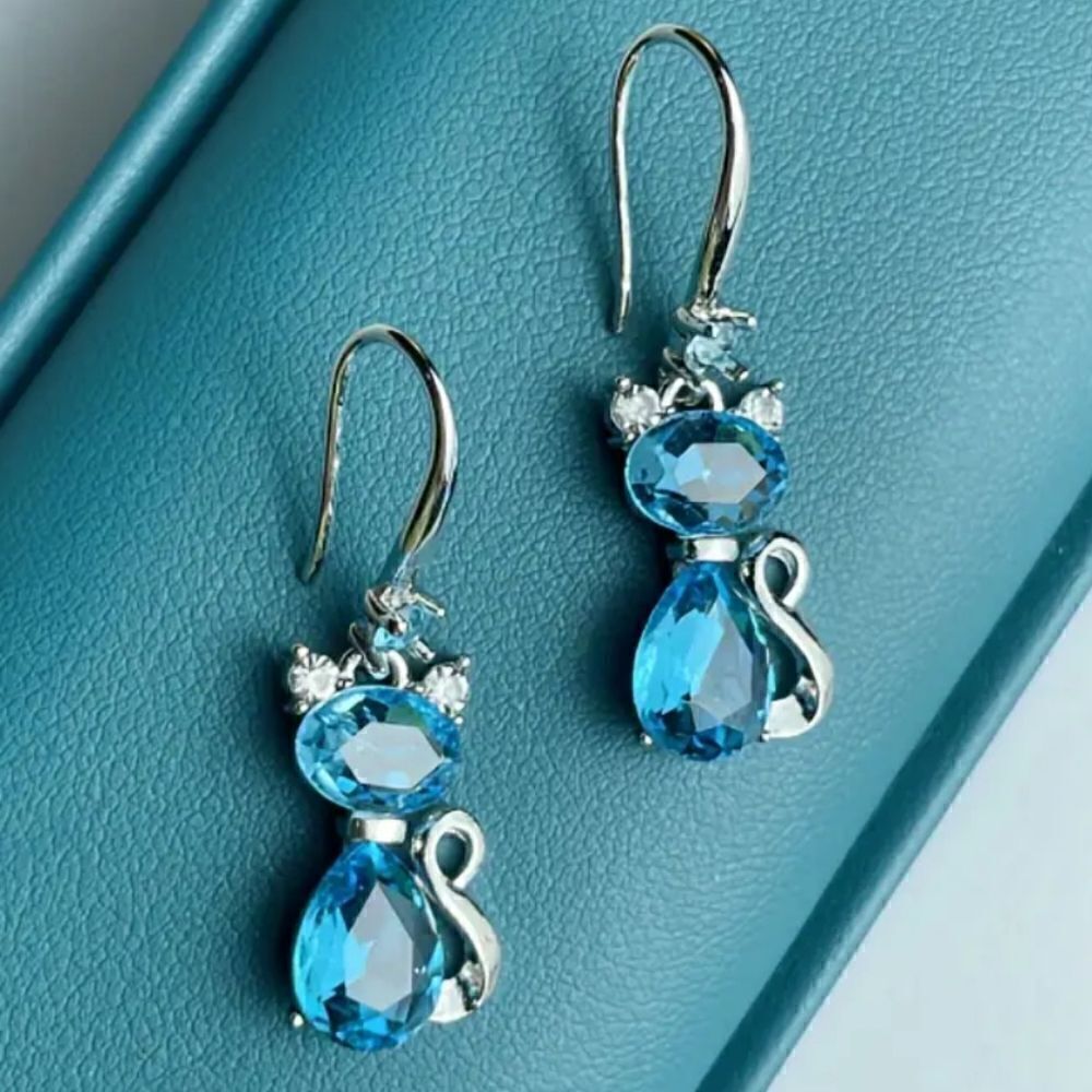 Cat earrings gold plated blue crystal